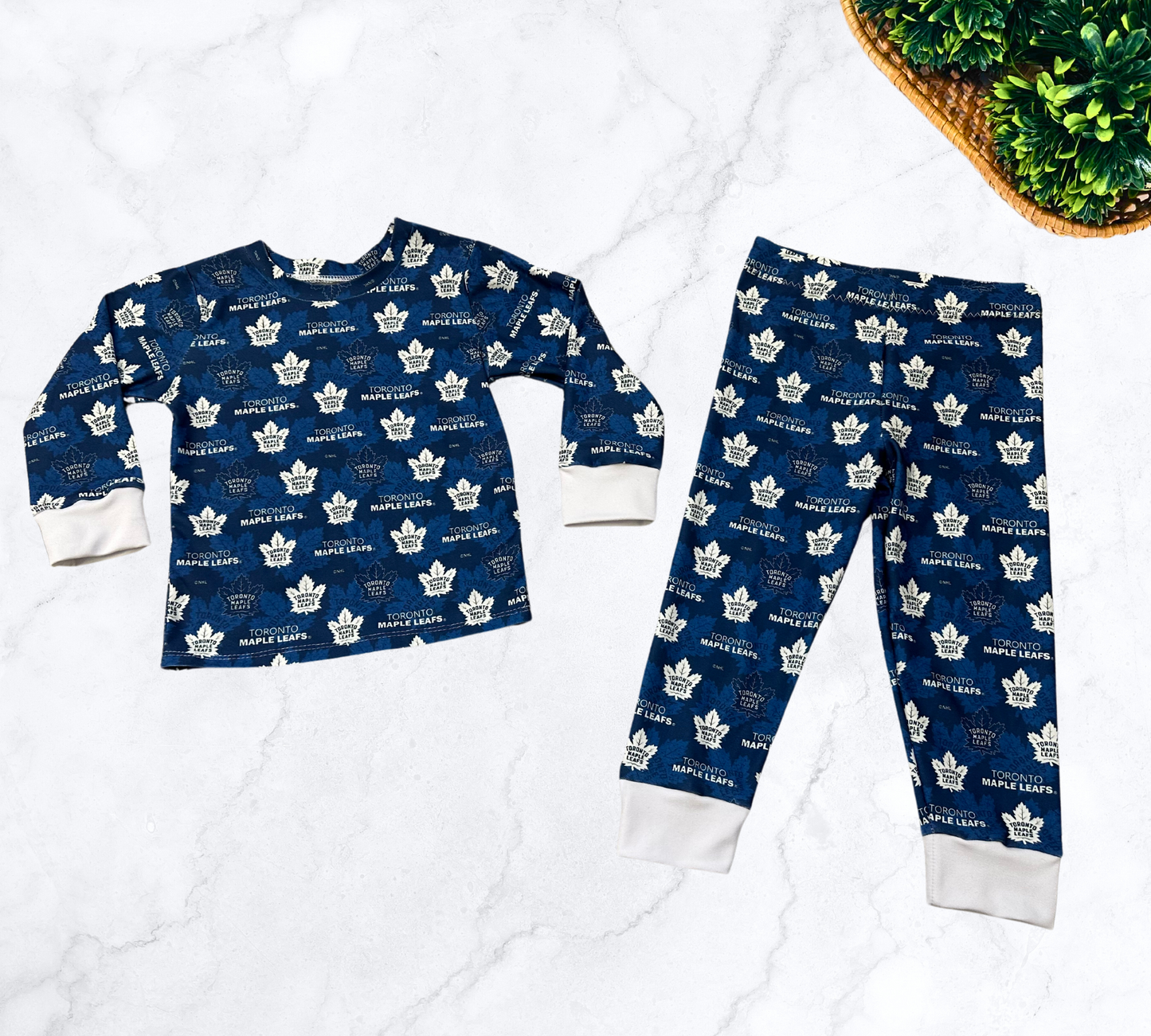 Maple Leafs Two Piece Sleep Set